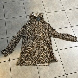 Women’s top from Nordstrom medium animal print